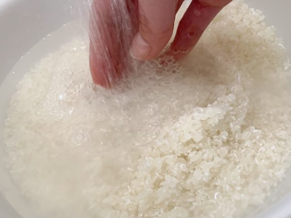 お米は研ぎ汁さえも使える！研ぎ汁でおかず１品増やす方法